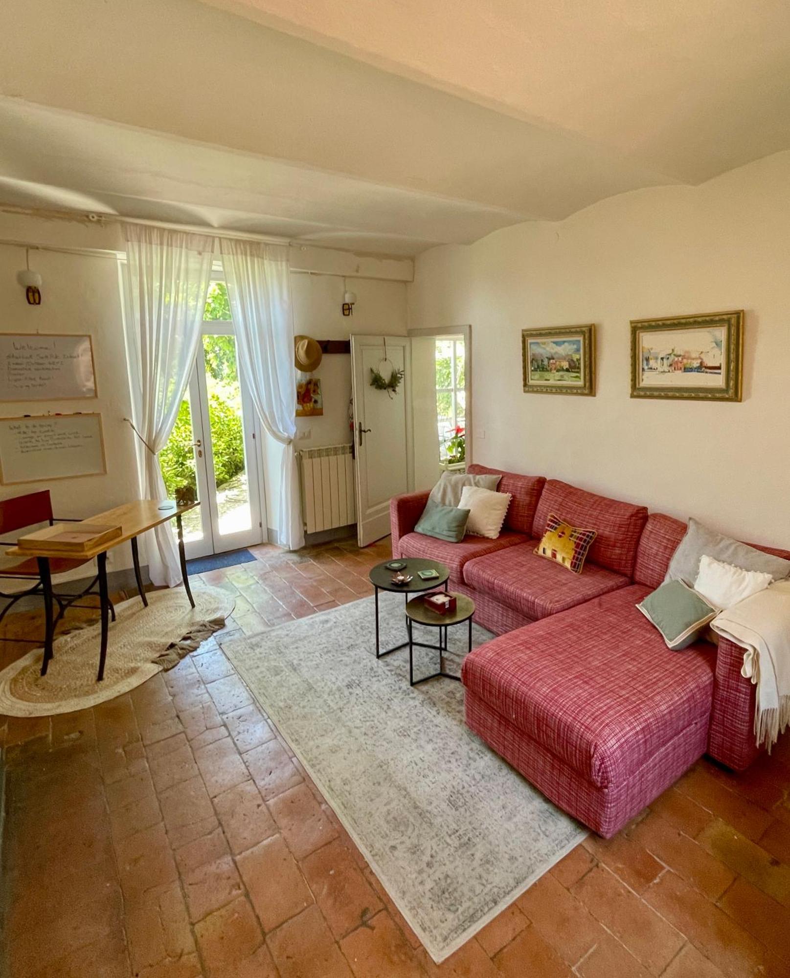 Private Stone Cottage With Starlink & Lake View Tuoro sul Trasimeno Exterior photo