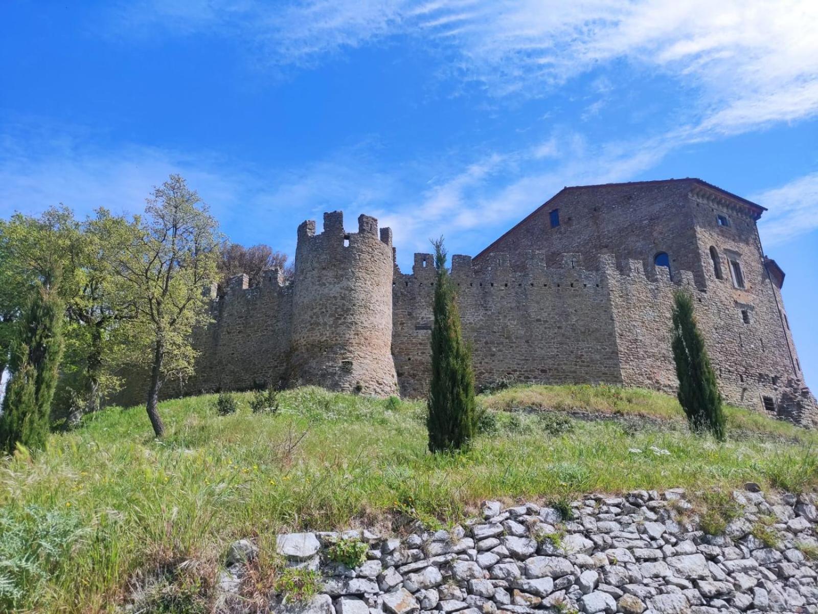 Private Stone Cottage With Starlink & Lake View Tuoro sul Trasimeno Exterior photo